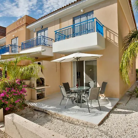 Casa Del Sol Townhouse In Iris Village Casa vacanze