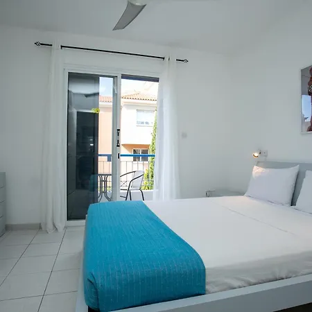 Casa Del Sol Townhouse In Iris Village