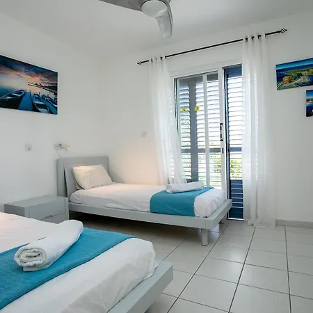 Casa Del Sol Townhouse In Iris Village Casa vacanze Paphos