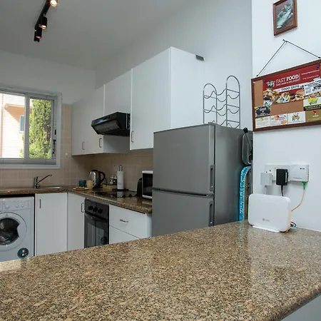 Casa Del Sol Townhouse In Iris Village *