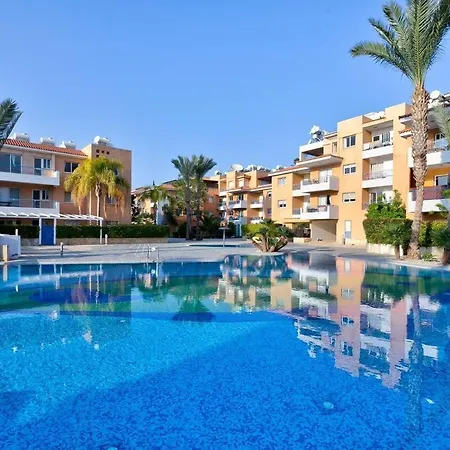 Casa Del Sol Townhouse In Iris Village Casa vacanze Paphos